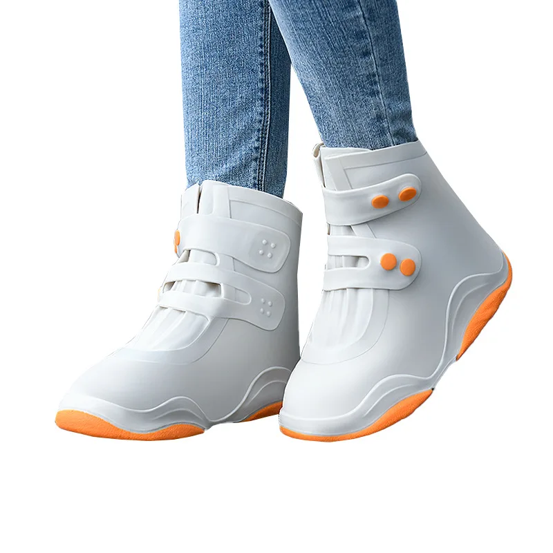 Women's waterproof shoe cover Waterproof shoe cover rainy day non-slip thick wear-resistant rain boots
Women's waterproof shoe cover Waterproof shoe cover rainy day non-slip thick wear-resistant rain boots
