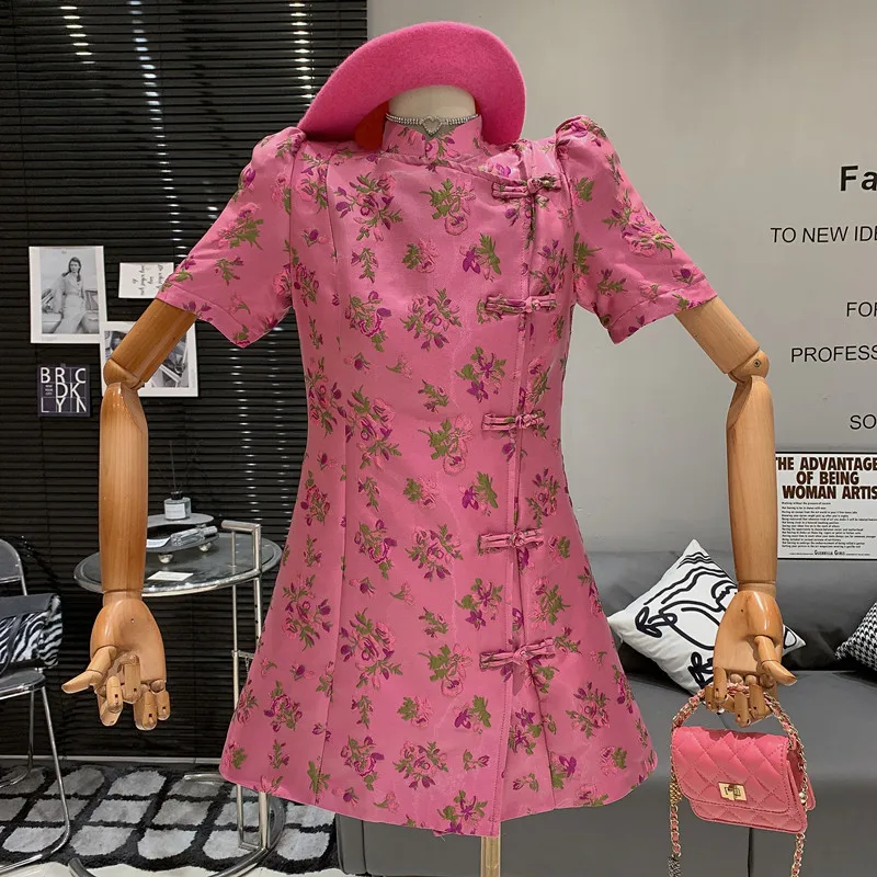 Retro buckle floral design versatile high-end slim fit puff Short sleeved A-line dress women vestidos de mujer casual elegante
Retro buckle floral design versatile high-end slim fit puff Short sleeved A-line dress women vestidos de mujer casual elegante