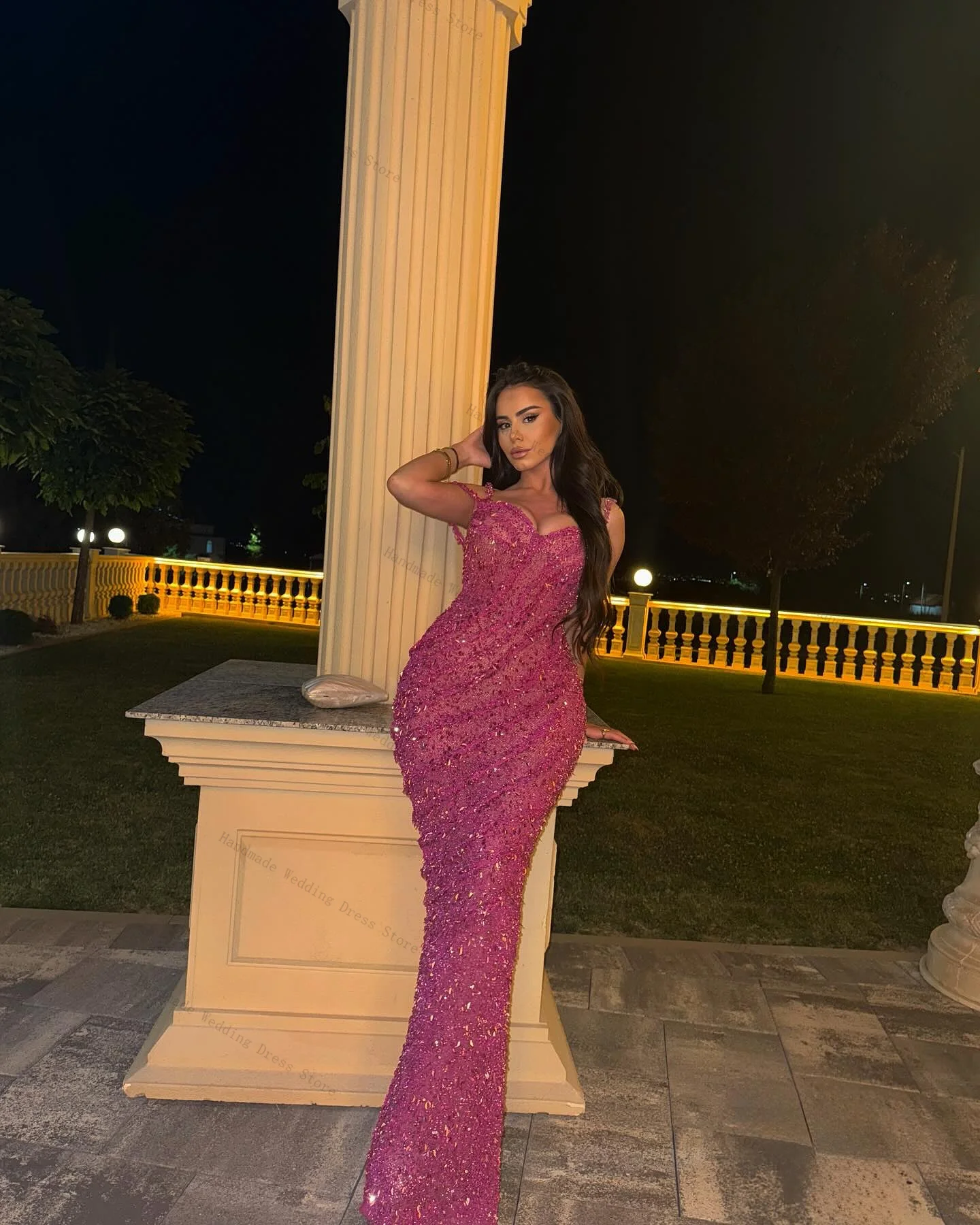 Luxury Crystals Stone Pink Women Prom Dress Sexy Stripe Sleeveless Slim Fit Sheath Evening Gown Lace Up Back Customized Robe
Luxury Crystals Stone Pink Women Prom Dress Sexy Stripe Sleeveless Slim Fit Sheath Evening Gown Lace Up Back Customized Robe