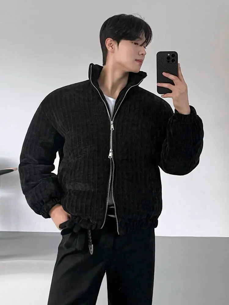 SYUHGFA 2025 Winter Korean Style Men's Padded Jackets Stand Collar Thick Solid Color New Simple All-match Male Cotton Coats
SYUHGFA 2025 Winter Korean Style Men's Padded Jackets Stand Collar Thick Solid Color New Simple All-match Male Cotton Coats