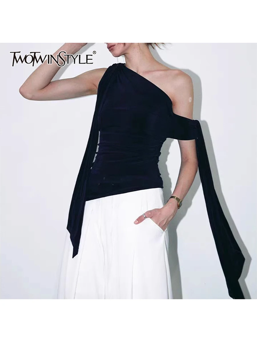 TWOTWINSTYLE однотонные футболки для похудения на шнуровке для женщин с косым воротником без рукавов темпераментная бархатная футболка женская мода
TWOTWINSTYLE однотонные футболки для похудения на шнуровке для женщин с косым воротником без рукавов темпераментная бархатная футболка женская мода