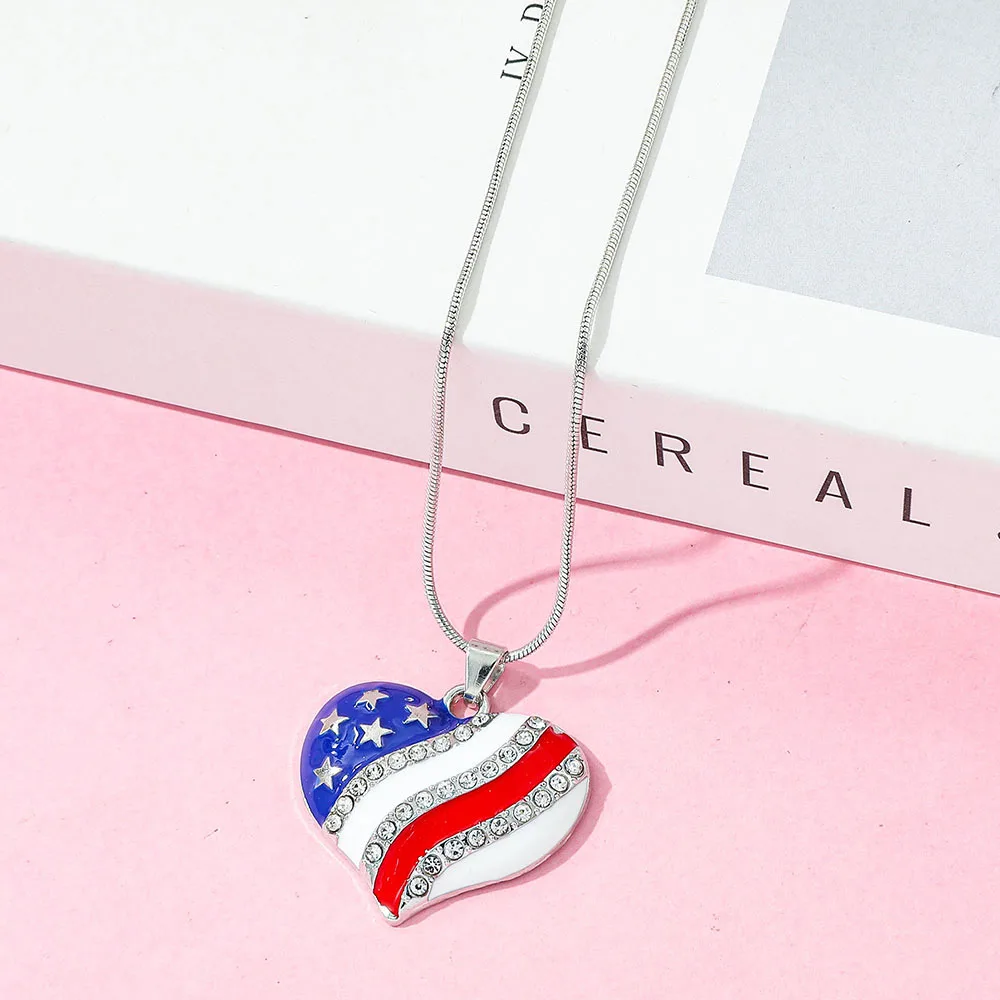 Fashion Charm Necklace American Flag USA Pendants Creative Rhinestone Heart Star Accessor for Women Men Jewelry
Fashion Charm Necklace American Flag USA Pendants Creative Rhinestone Heart Star Accessor for Women Men Jewelry