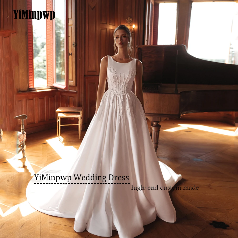 Customized Beading Scoop Neck Wedding Dresses 2025 Bride Pocket Backless A-Line Satin Vintage Bride Gowns vestidos de novia
Customized Beading Scoop Neck Wedding Dresses 2025 Bride Pocket Backless A-Line Satin Vintage Bride Gowns vestidos de novia