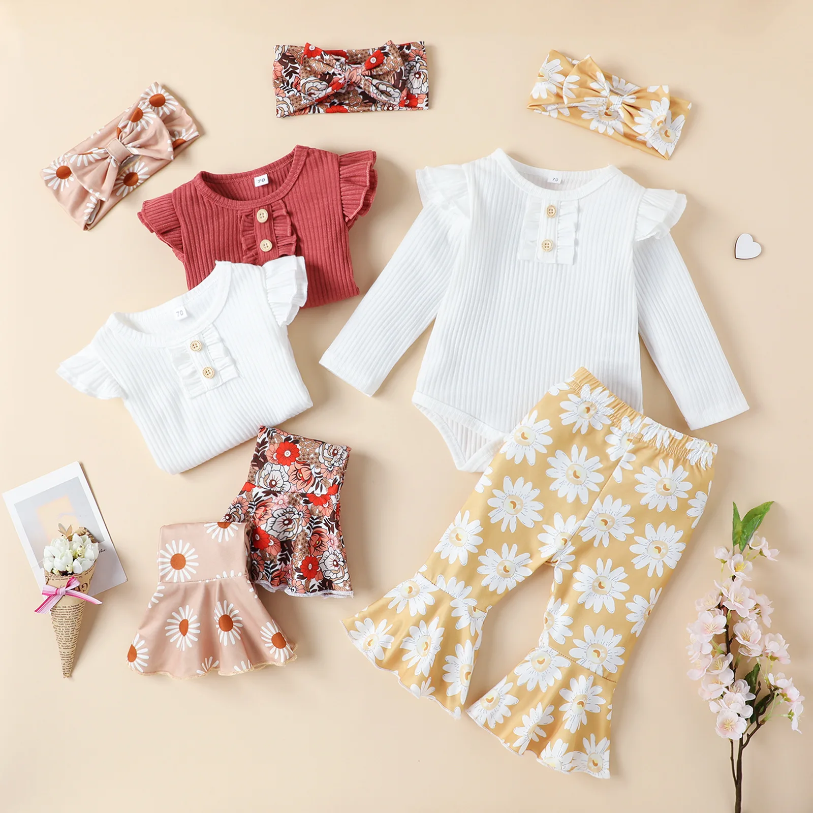 Spring and autumn baby and child set solid color pit stripe clothing flared trousers headwear three-piece set
Spring and autumn baby and child set solid color pit stripe clothing flared trousers headwear three-piece set