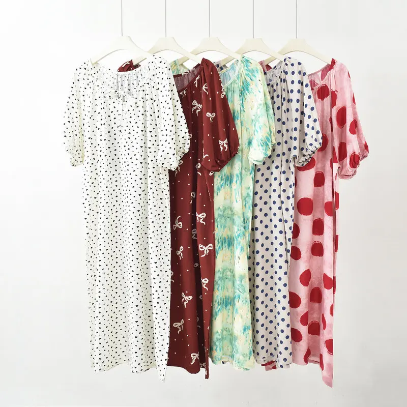 Summer 2025 French V-Neck Slimming Dress Art Cotton Midi with Relaxed Fit Micro Dot Plus-Size Maxi Dress
Summer 2025 French V-Neck Slimming Dress Art Cotton Midi with Relaxed Fit Micro Dot Plus-Size Maxi Dress