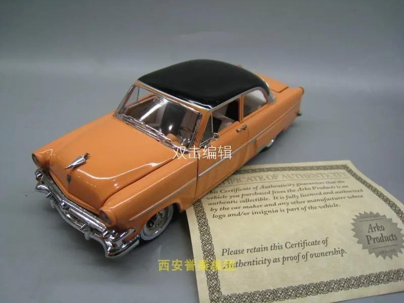 1/32 New Arrival Special Price Diecast Metal American 1954 Vintage Car Model Furniture Display Collection Toys For Children
1/32 New Arrival Special Price Diecast Metal American 1954 Vintage Car Model Furniture Display Collection Toys For Children