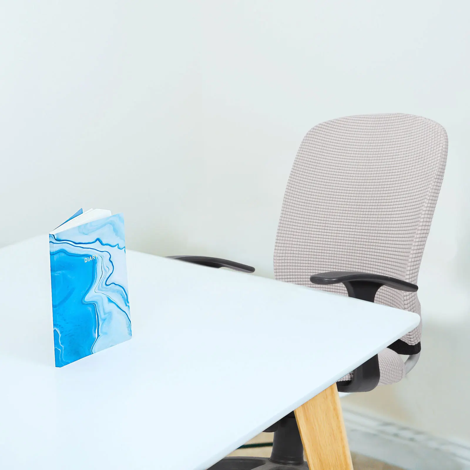 1Set Office Chair Cover Split Elastic Stretch Seat Back Cover Home Office Computer Chair Protector Slipcover Non Slip
1Set Office Chair Cover Split Elastic Stretch Seat Back Cover Home Office Computer Chair Protector Slipcover Non Slip