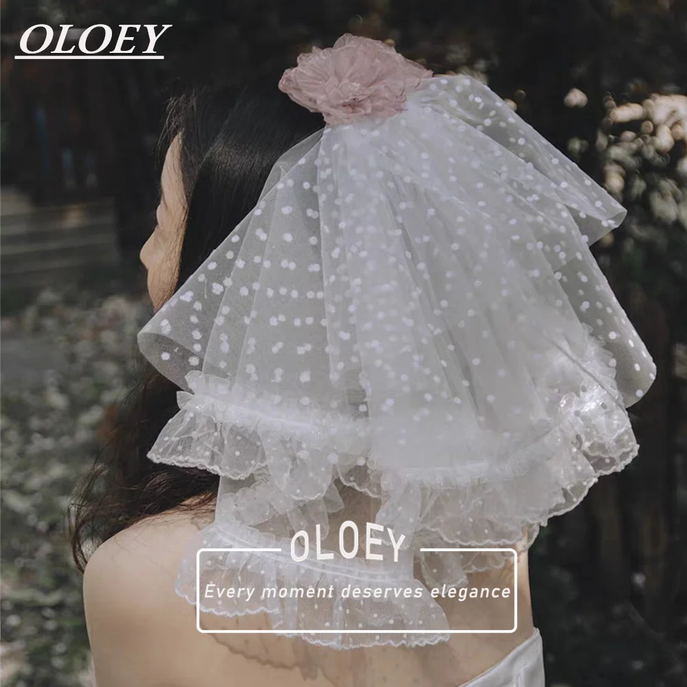 OLOEY Elegant Polka Dots Tulle Veil Korea Photoshoot Customized Pleated 3D Flowers Two-Layer Veil Fixed By Comb
OLOEY Elegant Polka Dots Tulle Veil Korea Photoshoot Customized Pleated 3D Flowers Two-Layer Veil Fixed By Comb