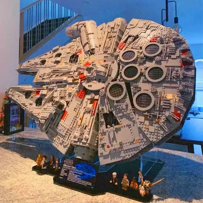 Moc 7541-piece spaceship decoration collectible building block set, suitable as a gift for boys and girls
Moc 7541-piece spaceship decoration collectible building block set, suitable as a gift for boys and girls