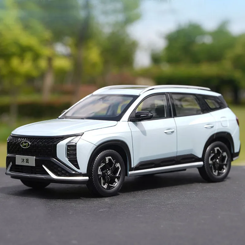 1:18 Scale Beijing Hyundai Mufasa Ix35 Simulation Alloy Model Fan Home Decoration Metal Ornaments Collection
1:18 Scale Beijing Hyundai Mufasa Ix35 Simulation Alloy Model Fan Home Decoration Metal Ornaments Collection