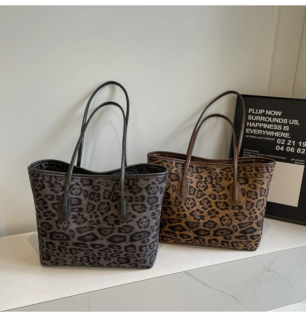 Leopard Print Large-capacity Tote Bag Women's Shoulder Bag Autumn Winter Fashion Versatile Zipper Design Female Commuting Bag
Leopard Print Large-capacity Tote Bag Women's Shoulder Bag Autumn Winter Fashion Versatile Zipper Design Female Commuting Bag