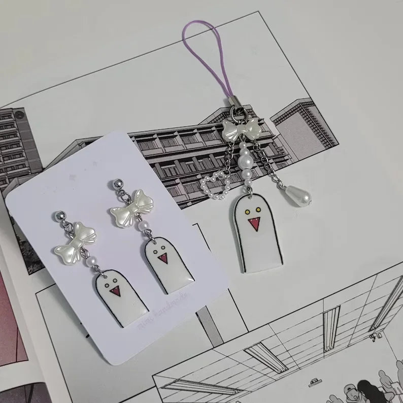 Cute Character Keychain Jewelry
Cute Character Keychain Jewelry
