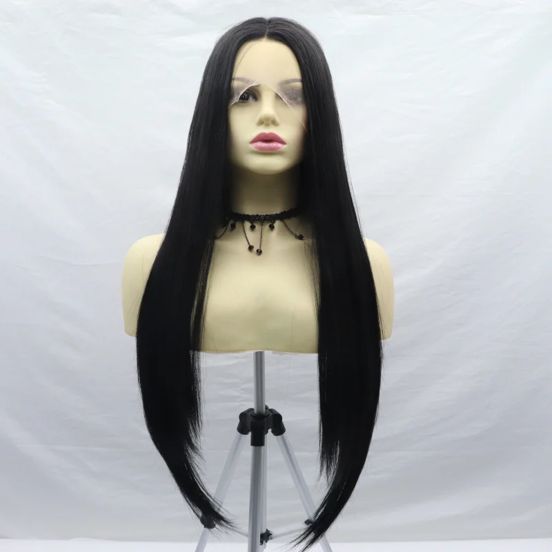 Wig with middle parting, black long straight hair, 13*3 hand-tied front lace, synthetic fiber, natural-looking headpiece
Wig with middle parting, black long straight hair, 13*3 hand-tied front lace, synthetic fiber, natural-looking headpiece