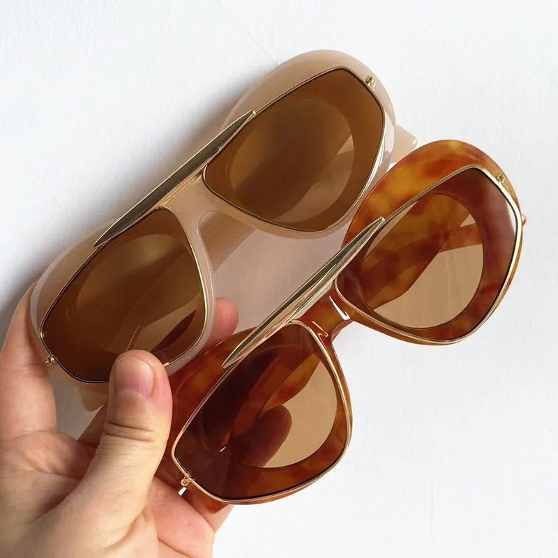 Модные солнцезащитные очки с защитой от УФ-лучей, очки «кошачий глаз», индивидуальные очки с двойным лучом, индивидуальные женские солнцезащитные очки
Модные солнцезащитные очки с защитой от УФ-лучей, очки «кошачий глаз», индивидуальные очки с двойным лучом, индивидуальные женские солнцезащитные очки