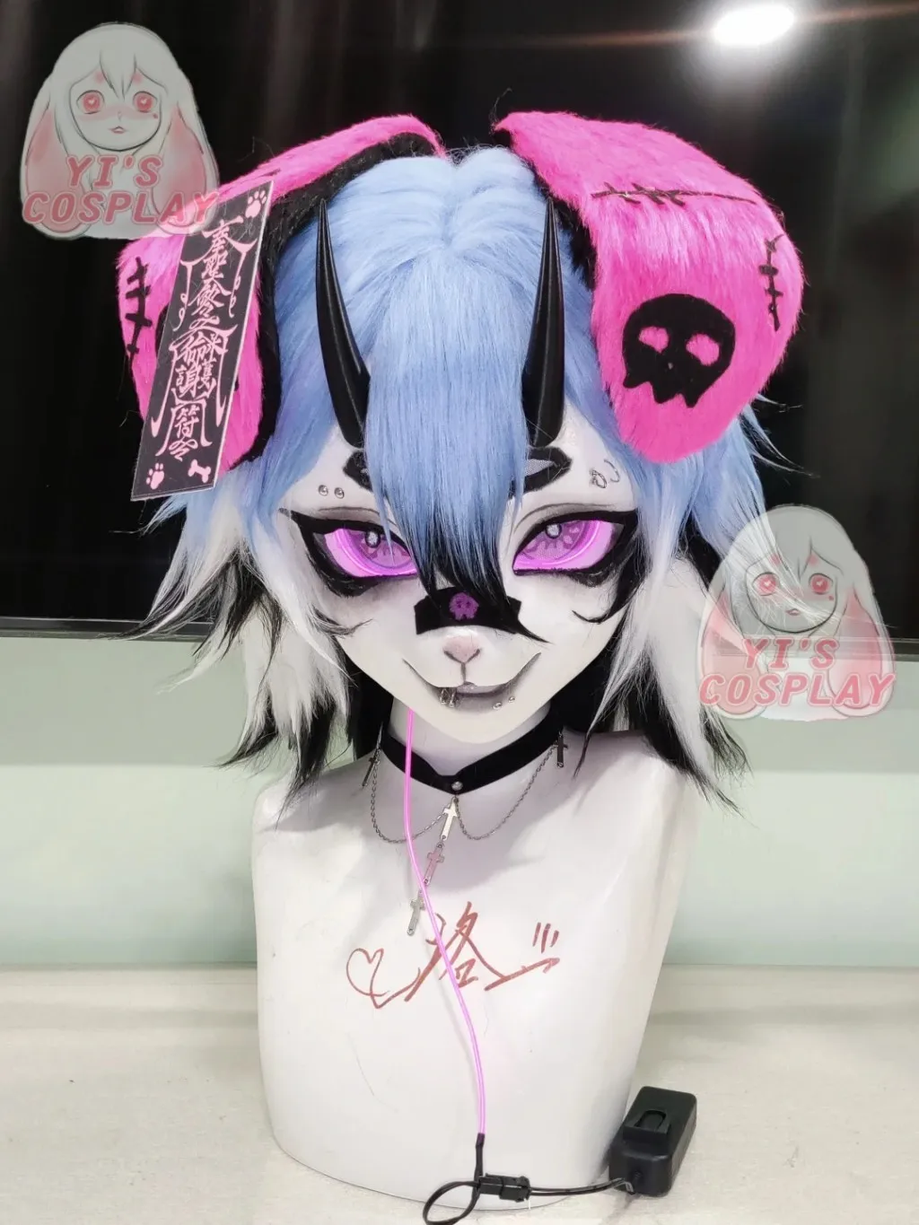 Yis косплей на заказ пушистая голова голова кигуруми косплей Kemono Fursuit гарнитуры ручной работы Beast индивидуальный меховой костюм Kemono голова
Yis косплей на заказ пушистая голова голова кигуруми косплей Kemono Fursuit гарнитуры ручной работы Beast индивидуальный меховой костюм Kemono голова