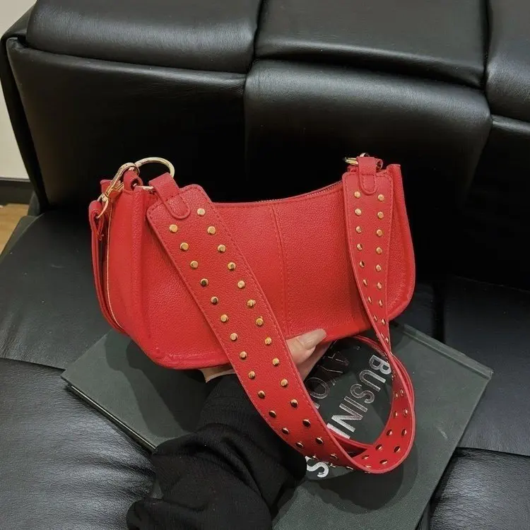 New 2025 Women's Boho Messenger Bag - Genuine PU Leather Crossbody Purse, Wide Strap Shoulder Bag for Work/Travel/Casual Outfits
New 2025 Women's Boho Messenger Bag - Genuine PU Leather Crossbody Purse, Wide Strap Shoulder Bag for Work/Travel/Casual Outfits