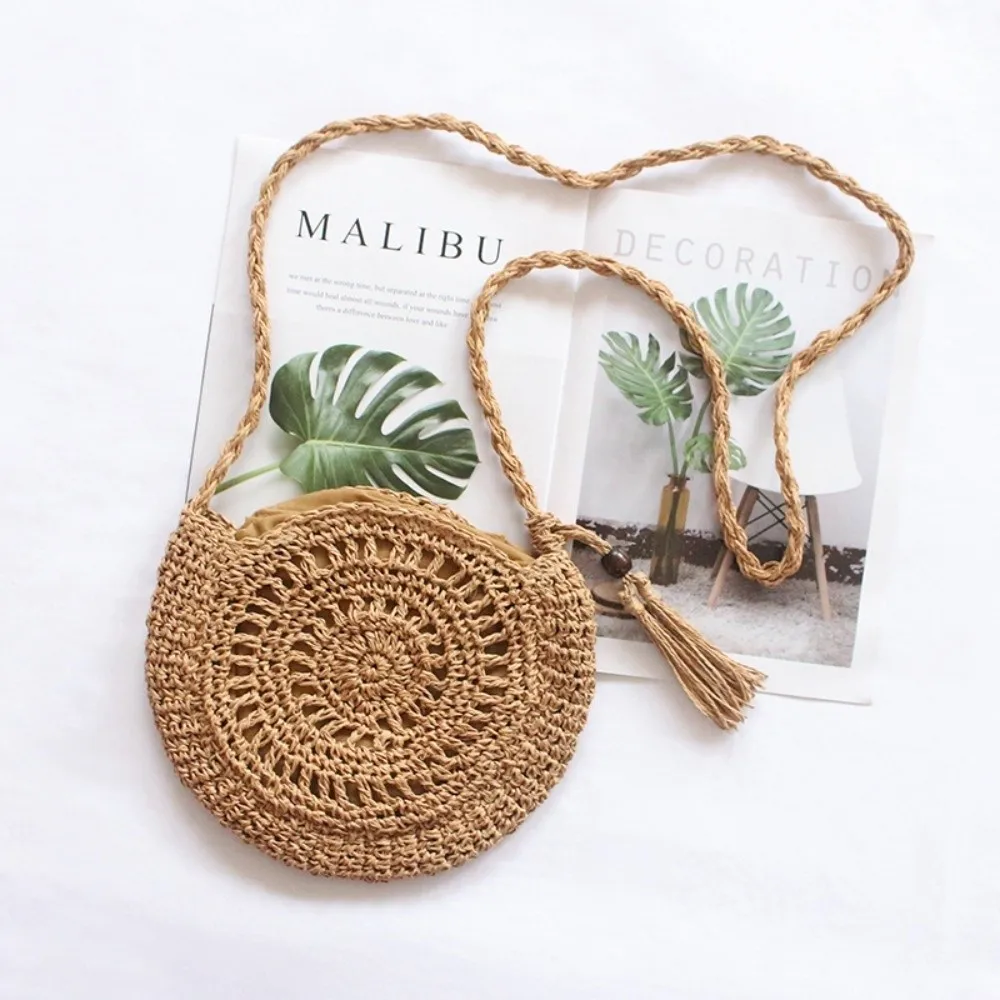 New Straw Material Shoulder Bags Hollow Out Round Shape Messenger Bag Tassel Decor Beige Brown Crossbody Bag Beach Wear
New Straw Material Shoulder Bags Hollow Out Round Shape Messenger Bag Tassel Decor Beige Brown Crossbody Bag Beach Wear