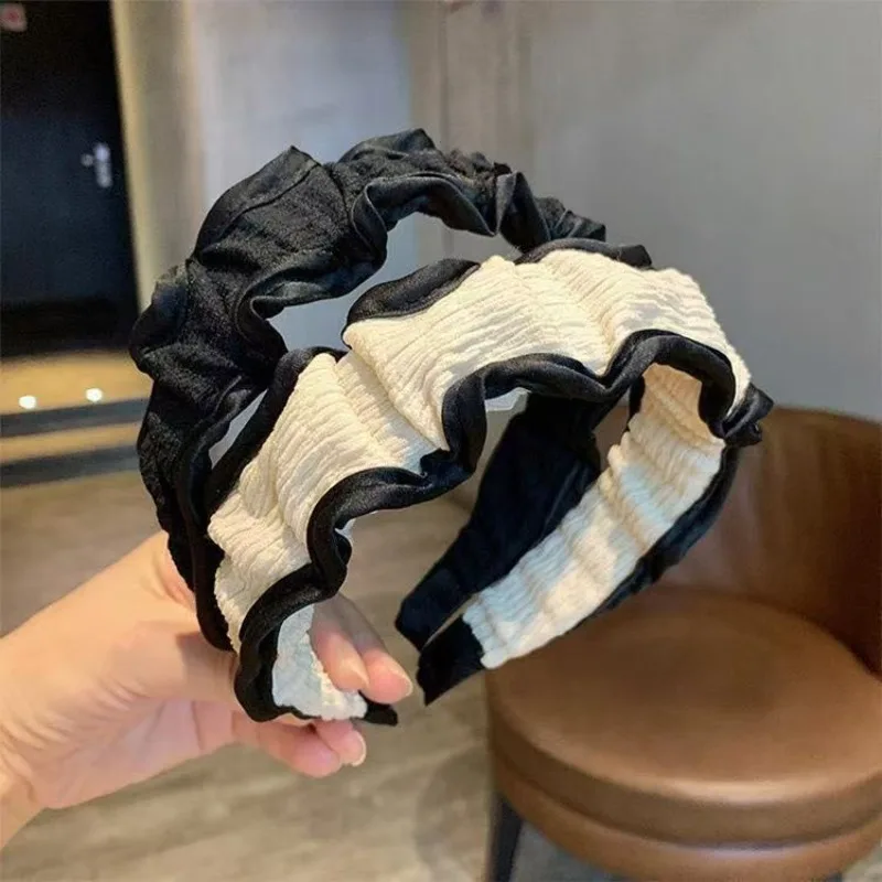 French Hair Hoop Gathered Design Textured Elegant Scrunchie for Women Girls Daily Styling Hair Accessories
French Hair Hoop Gathered Design Textured Elegant Scrunchie for Women Girls Daily Styling Hair Accessories