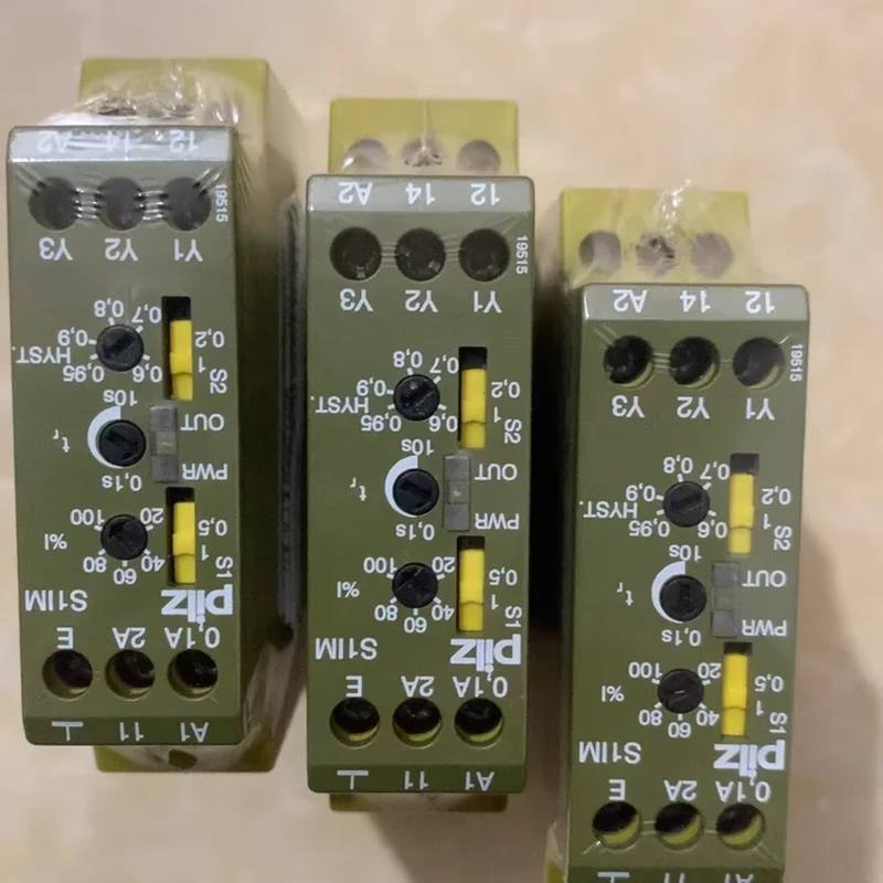 Free Shipping PILZ Safety Relay Modules S1EN 828010 828035 827225 Original New
Free Shipping PILZ Safety Relay Modules S1EN 828010 828035 827225 Original New