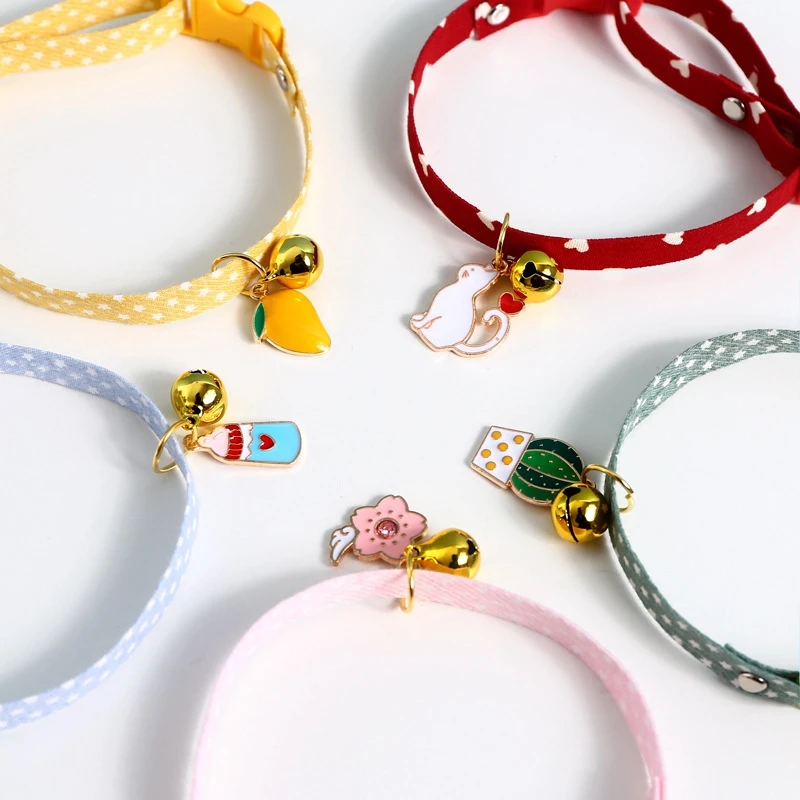 2025 Wholesale Luxury Cute Pet Dog Collar Fruit Charm Personalized Detachable With Bell Japanese KittenCollarDesignerPetNecklace
2025 Wholesale Luxury Cute Pet Dog Collar Fruit Charm Personalized Detachable With Bell Japanese KittenCollarDesignerPetNecklace