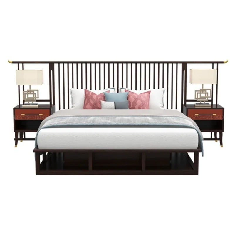 Master bedroom light luxury wedding bed full set of homestay villa model room
Master bedroom light luxury wedding bed full set of homestay villa model room