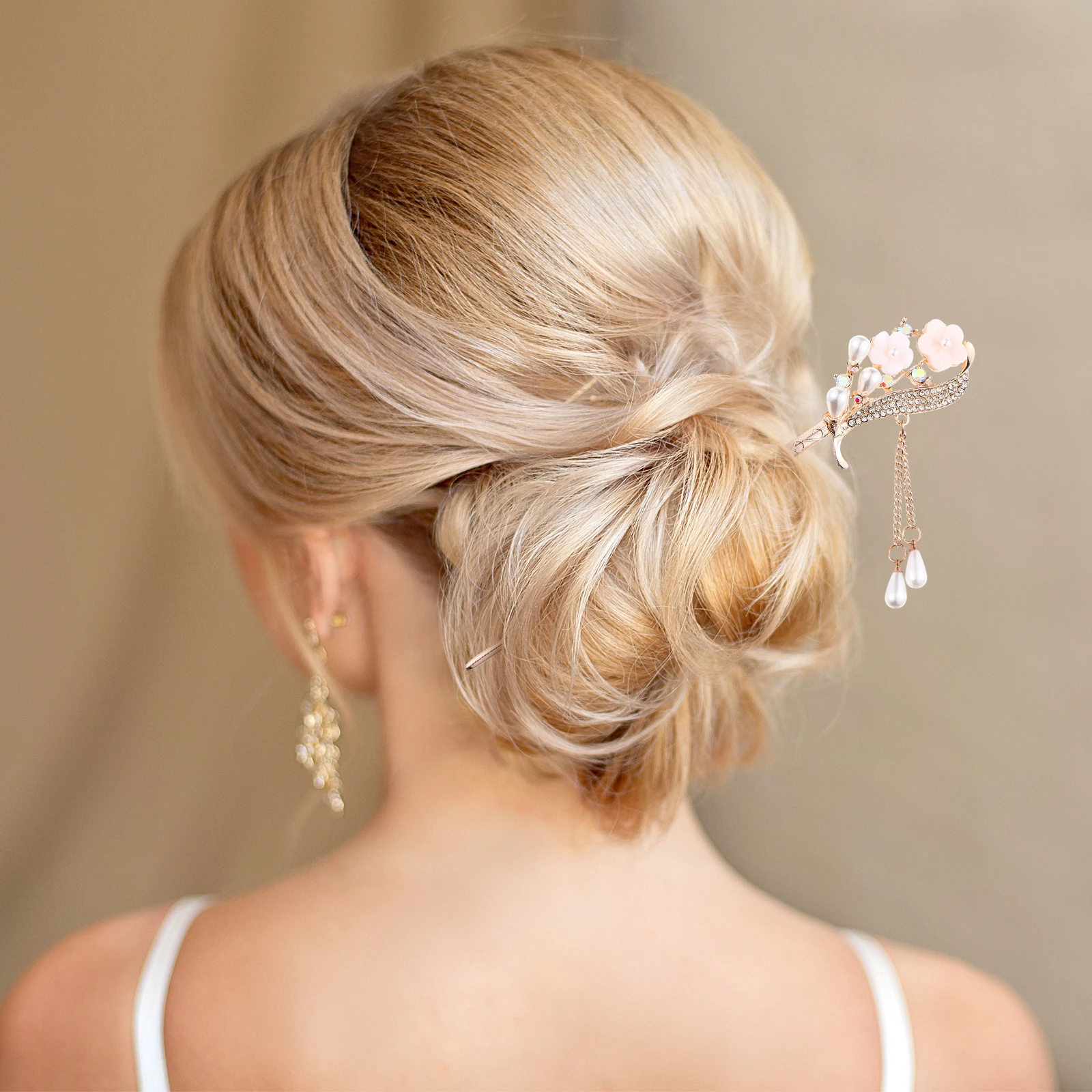 Pearl Hair Accessories Elegant Alloy Sticks Vintage Metal Chopsticks Decorative Flower Tassel Hairpin Girls Chinese Bun Long
Pearl Hair Accessories Elegant Alloy Sticks Vintage Metal Chopsticks Decorative Flower Tassel Hairpin Girls Chinese Bun Long