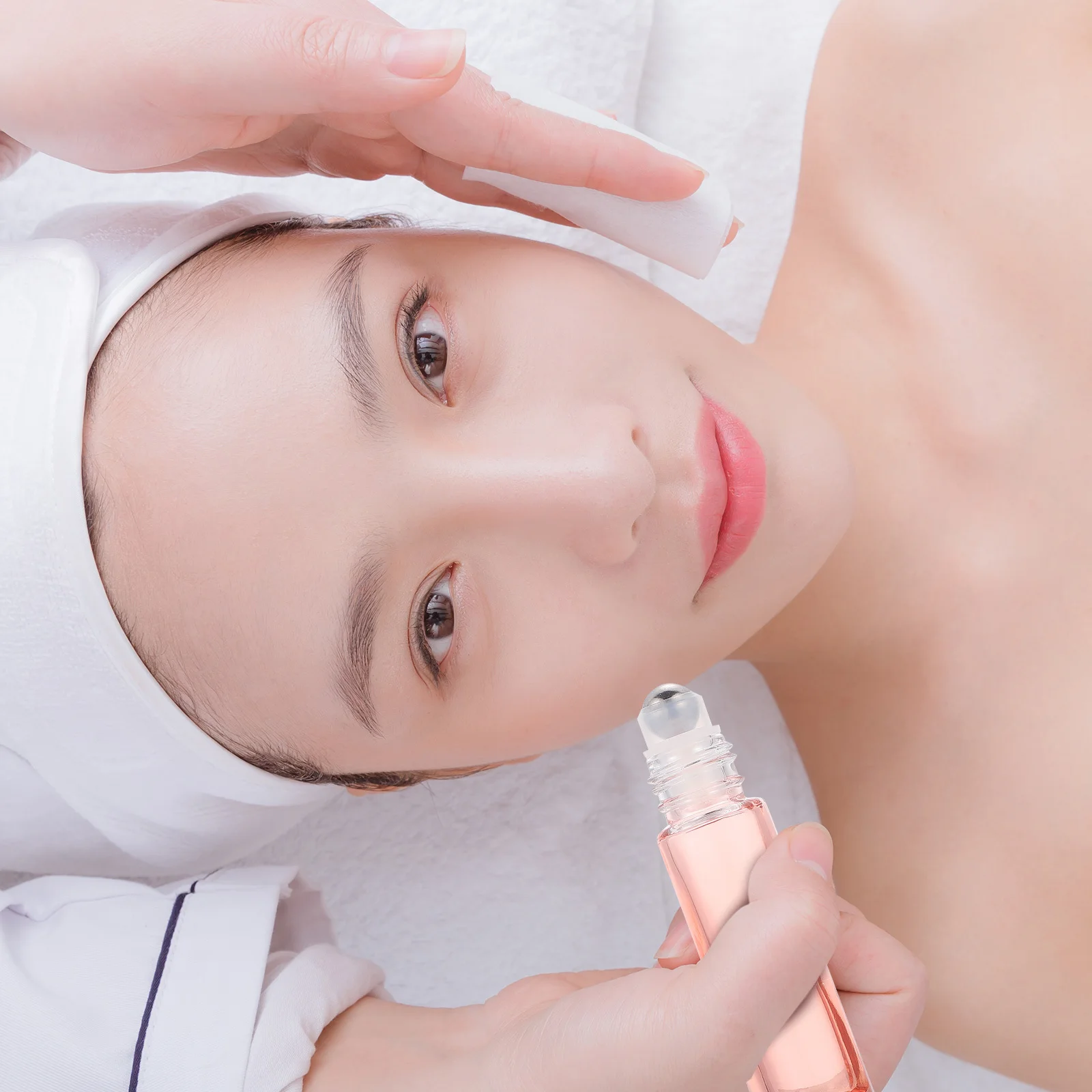 10Pcs Portable Roller Ball Bottles Glass Thick Smooth Shockproof Airtight Leakproof Detachable Steel Balls Essential Oil 
10Pcs Portable Roller Ball Bottles Glass Thick Smooth Shockproof Airtight Leakproof Detachable Steel Balls Essential Oil