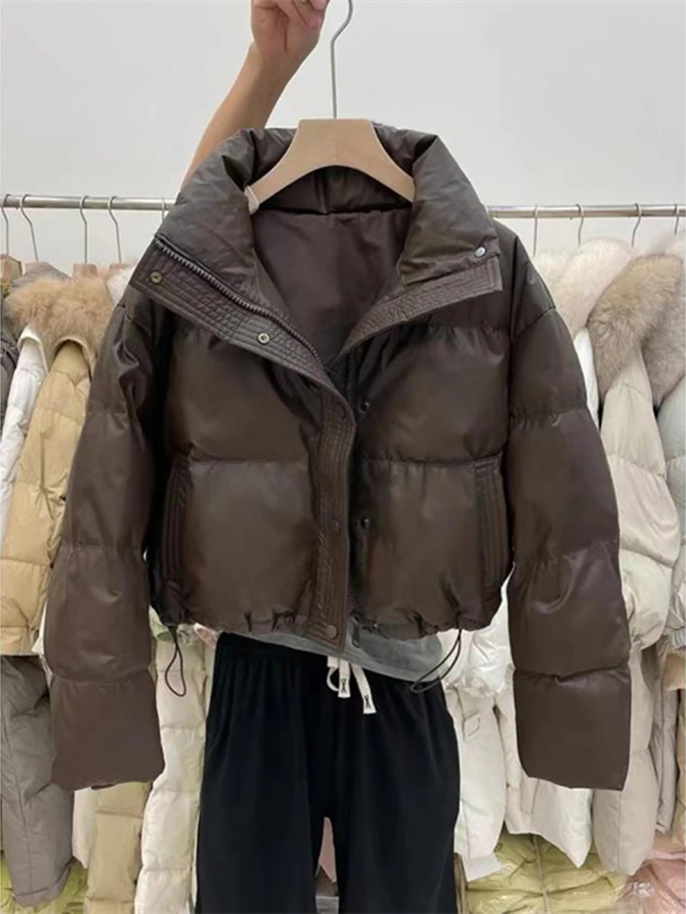 Женская укороченная куртка из искусственной кожи и хлопка с воротником-стойкой, однотонная, свободного кроя, в корейском стиле, универсальная, без пояса
Женская укороченная куртка из искусственной кожи и хлопка с воротником-стойкой, однотонная, свободного кроя, в корейском стиле, универсальная, без пояса