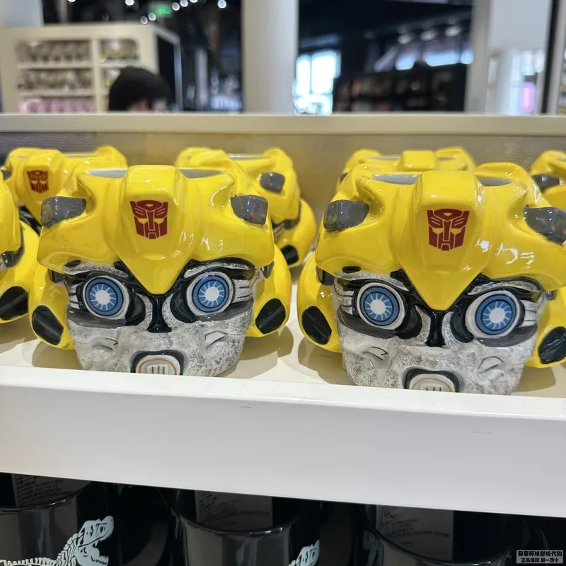 In Stock Genuine Universal Studios Transformers Bumblebee Q-Version Mug Collectibles Souvenirs Ceramic Cup 3d Modeling Water Cup
In Stock Genuine Universal Studios Transformers Bumblebee Q-Version Mug Collectibles Souvenirs Ceramic Cup 3d Modeling Water Cup