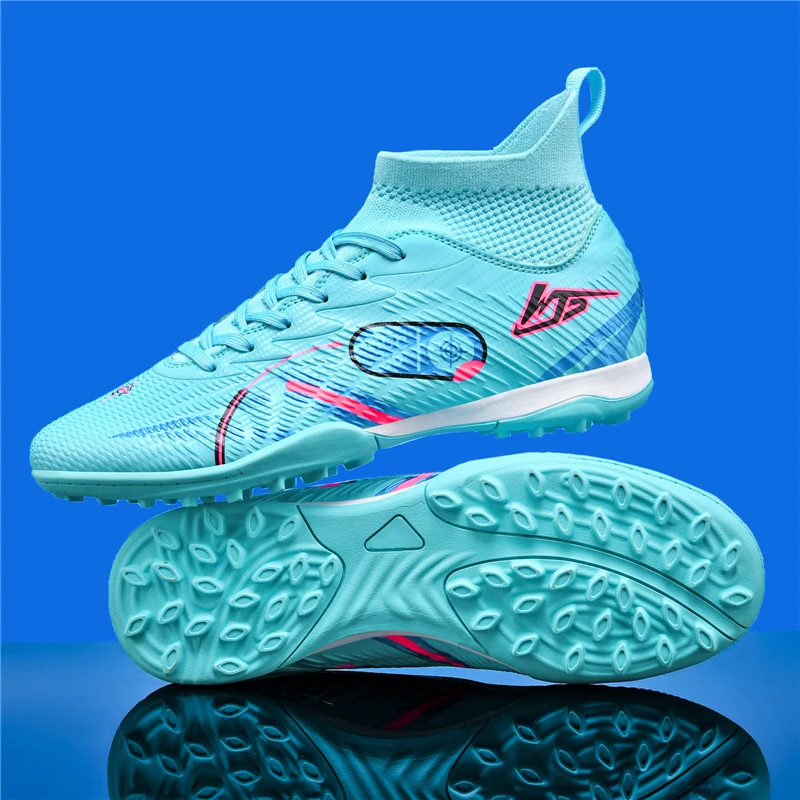 A pair of youth training shoes with anti-slip, wear-resistant, lightweight and break-resistant cleats for footballHX-W30-X
A pair of youth training shoes with anti-slip, wear-resistant, lightweight and break-resistant cleats for footballHX-W30-X