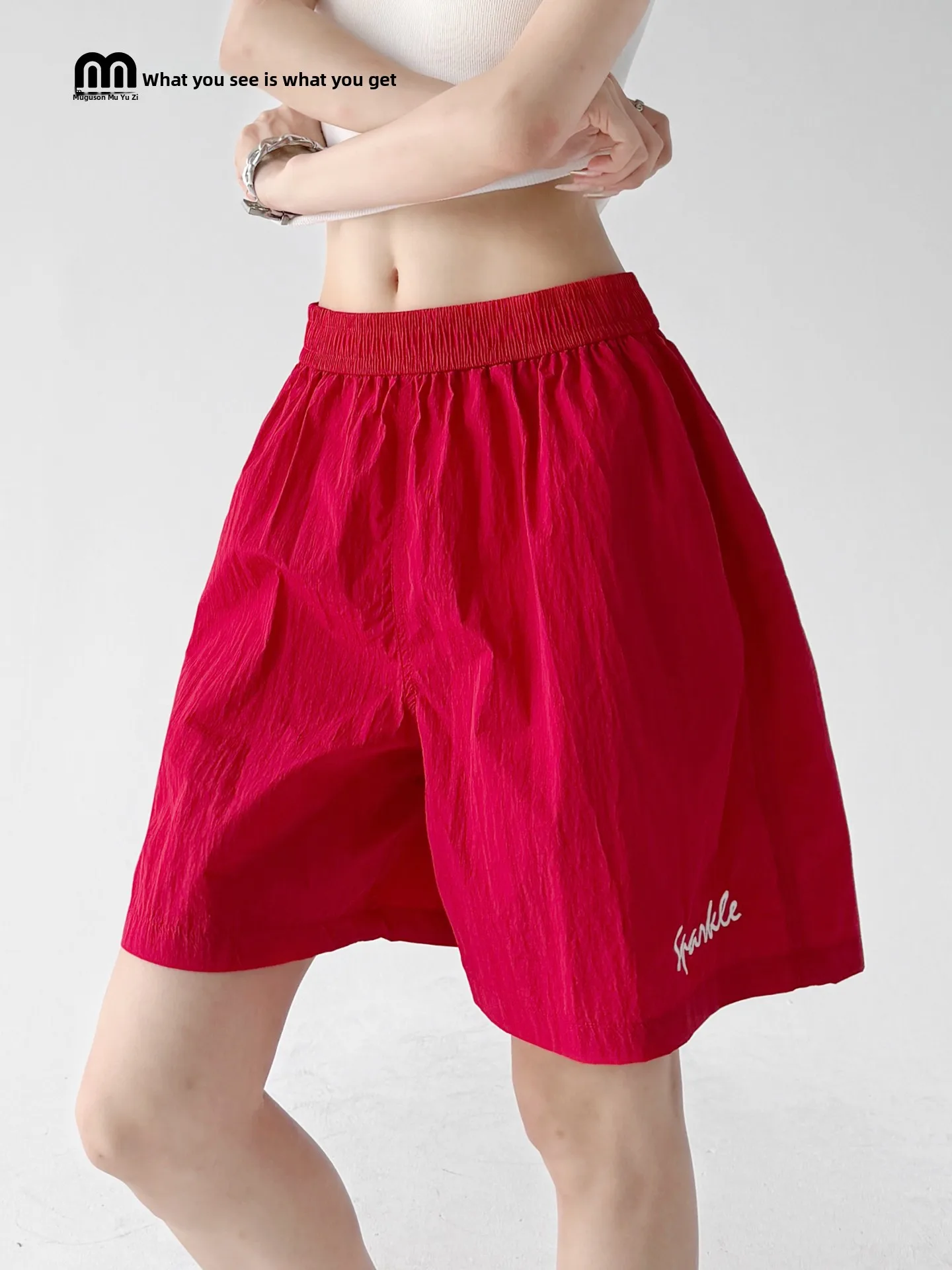 High Waist Sport Shorts Women's Summer New Red Casual Fashion Outdoor Style Nylon Wide Leg Pants Comfortable Breathable
High Waist Sport Shorts Women's Summer New Red Casual Fashion Outdoor Style Nylon Wide Leg Pants Comfortable Breathable