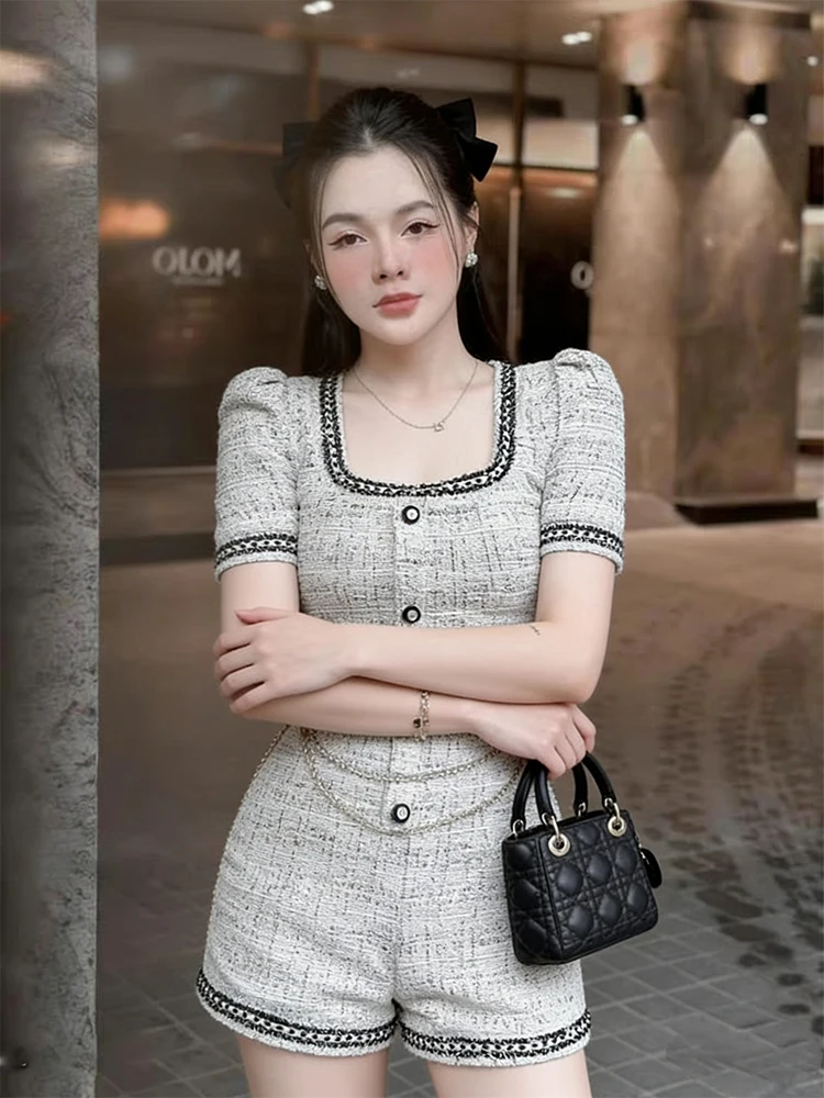 Elegant Slim Fit Short Sleeve Suiting Fabric Jumpsuit for Women High Waist Straight Cut Comfortable Commute Style Online Excl...
Elegant Slim Fit Short Sleeve Suiting Fabric Jumpsuit for Women High Waist Straight Cut Comfortable Commute Style Online Excl...