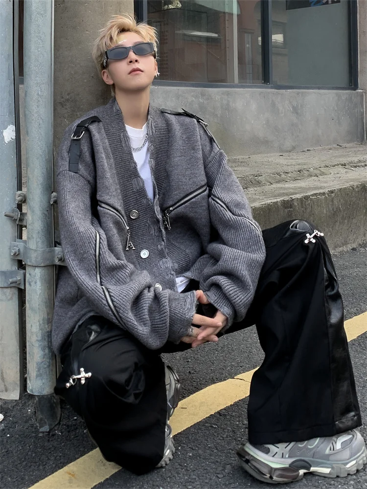 ay Zipper Cardigan Men's Knitted Sweater Deconstructed American Design Vintage Knitwear Loose Fit Casual V-Ne Long Sve
ay Zipper Cardigan Men's Knitted Sweater Deconstructed American Design Vintage Knitwear Loose Fit Casual V-Ne Long Sve