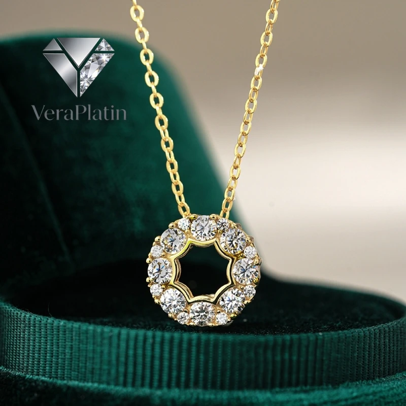VeraPlatin Lover Valentine's Day 18K Gold Girl Friend Birthday Gift Round Wedding Necklaces 0.8CT Moissanite Diamond Women Penda
VeraPlatin Lover Valentine's Day 18K Gold Girl Friend Birthday Gift Round Wedding Necklaces 0.8CT Moissanite Diamond Women Penda