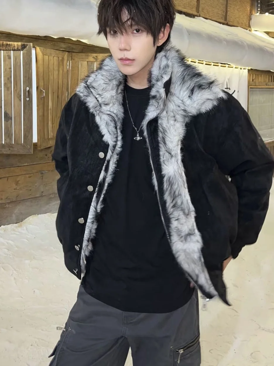 Теплая двухслойная зимняя куртка Wolf King Mountain Eagle из хлопка для мужчин с отстегивающимся меховым воротником, приталенный крой, удлиненная модель
Теплая двухслойная зимняя куртка Wolf King Mountain Eagle из хлопка для мужчин с отстегивающимся меховым воротником, приталенный крой, удлиненная модель