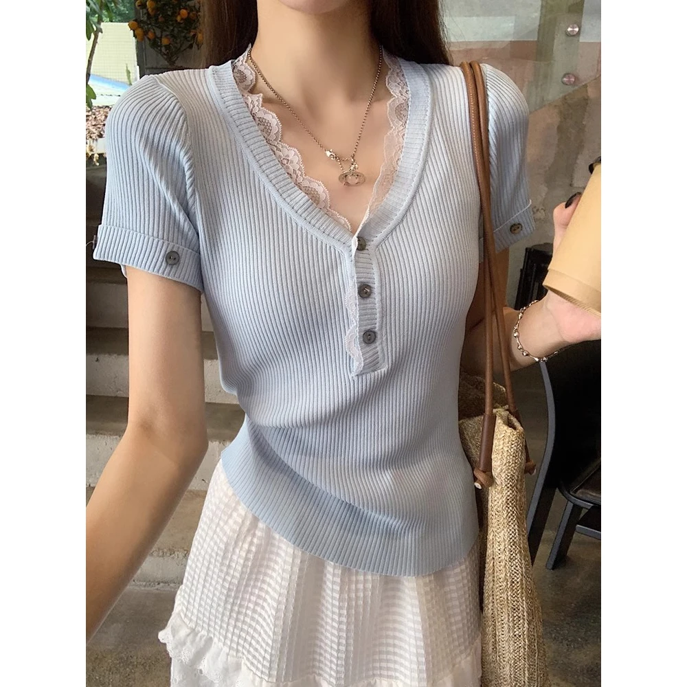 Elegant Knitted Sweater Base Layer Fashionable Gentle Style Slimming Fit Bottoming Top for Women Sweet Style Series
Elegant Knitted Sweater Base Layer Fashionable Gentle Style Slimming Fit Bottoming Top for Women Sweet Style Series