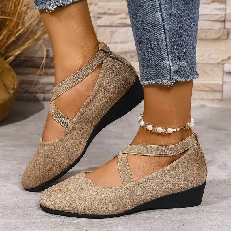 Comfortable Pointed Toe Slip On Flats 2025 Fall Winter New Women's Western Loafers Cross Strap Design Large Size Wide
Comfortable Pointed Toe Slip On Flats 2025 Fall Winter New Women's Western Loafers Cross Strap Design Large Size Wide