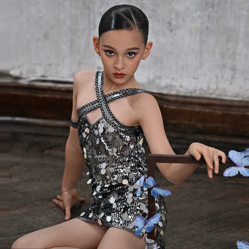 Glitter Latin Dance Dress For Girls Competition Clothing Sleeveless Sequined Silver Dress Chacha Rumba Dance Costume BL19535
Glitter Latin Dance Dress For Girls Competition Clothing Sleeveless Sequined Silver Dress Chacha Rumba Dance Costume BL19535