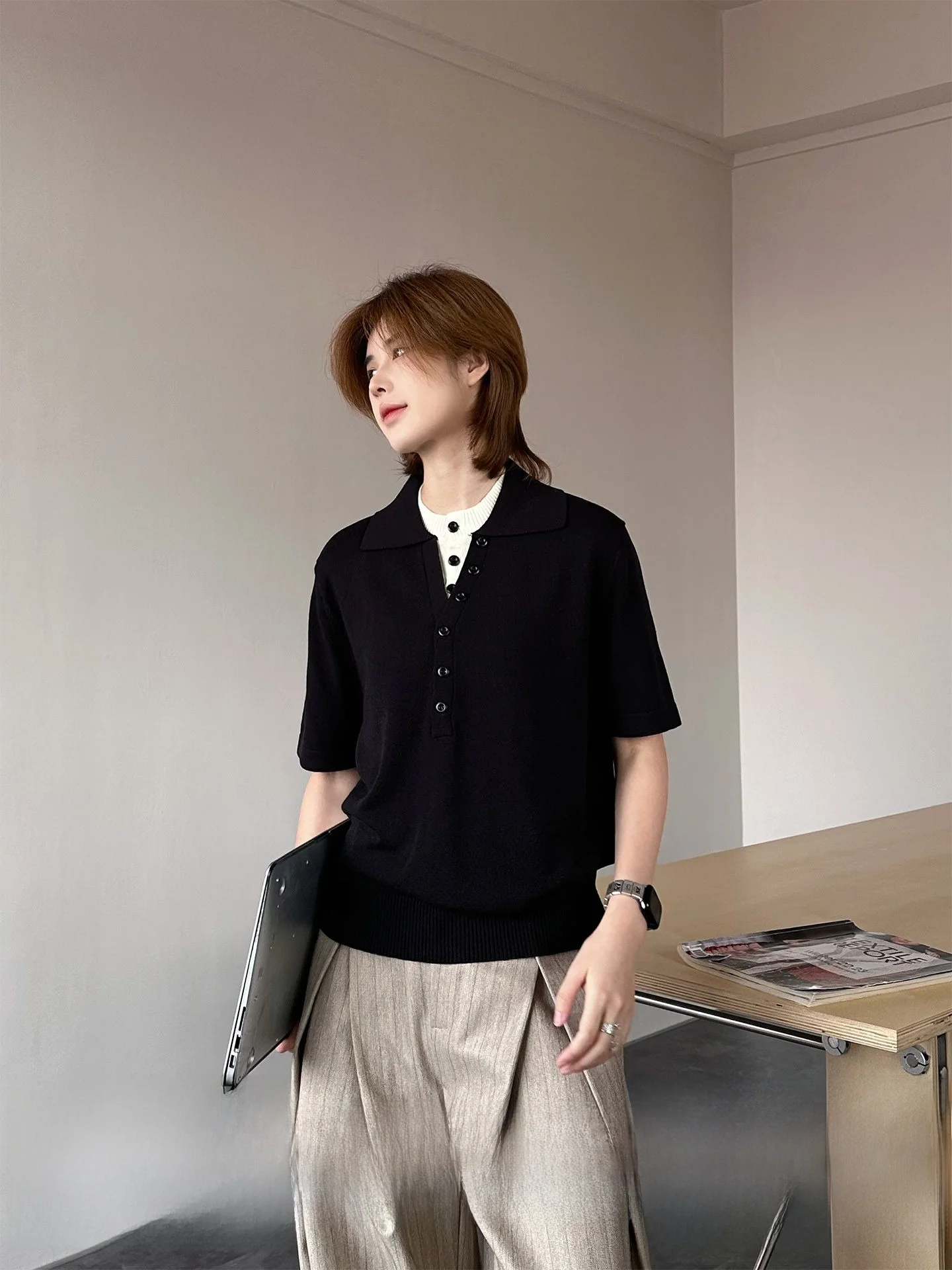 Ja1 Linen Knitted Short Sleeve T-Shirt Fake Two-Piece Multiple Buttons Simple Short Style Casual Women's Spring Fashion
Ja1 Linen Knitted Short Sleeve T-Shirt Fake Two-Piece Multiple Buttons Simple Short Style Casual Women's Spring Fashion