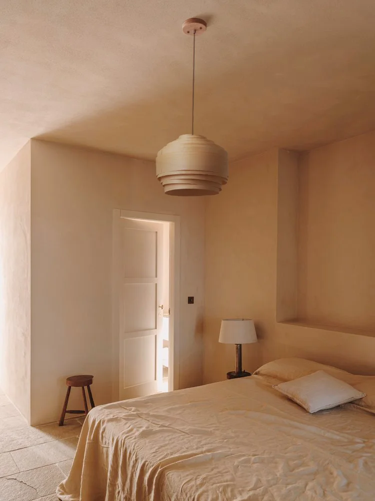 Wabi Sabi style retro homestay chandelier, staircase, wooden balcony, wooden veneer restaurant, bedroom atmosphere lighting, Zen
Wabi Sabi style retro homestay chandelier, staircase, wooden balcony, wooden veneer restaurant, bedroom atmosphere lighting, Zen