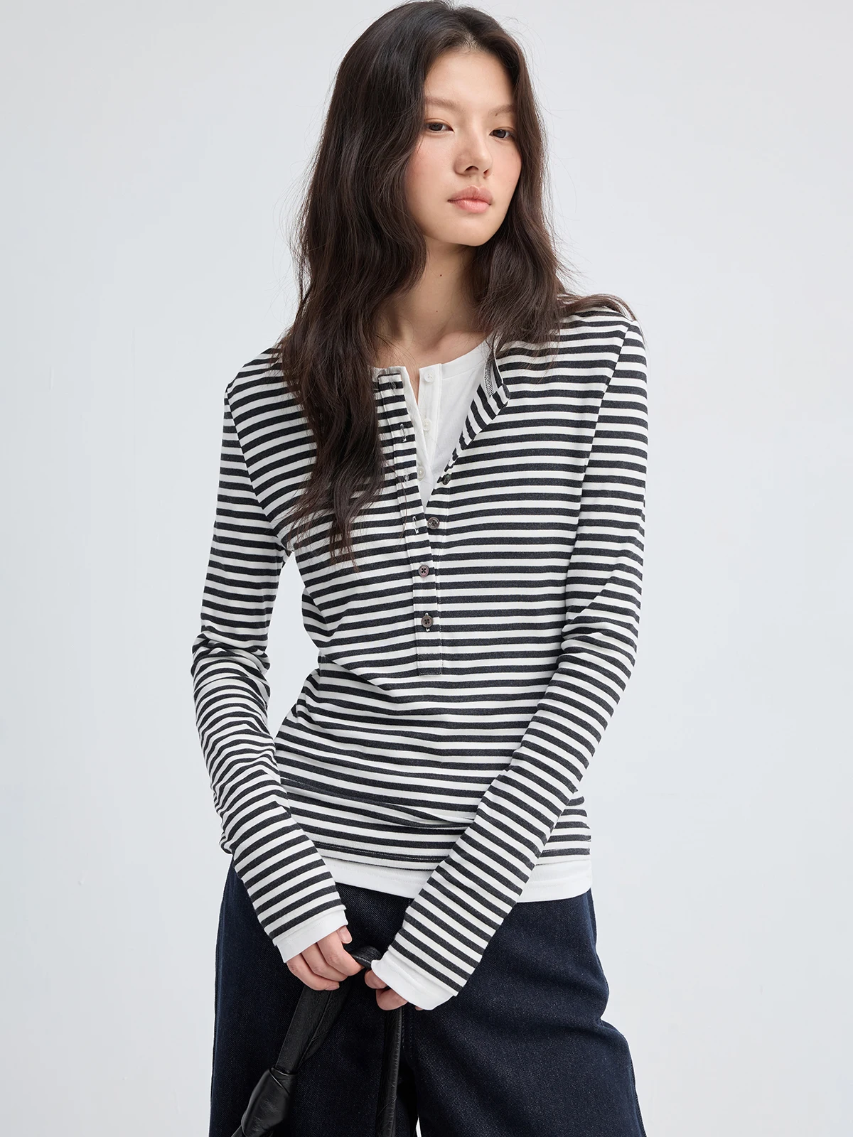 JUSLIN Slim Fit Striped Henry Collar Long Sve Base irt Elastic oulder Casual Sle Women's T-irt Autumn Season
JUSLIN Slim Fit Striped Henry Collar Long Sve Base irt Elastic oulder Casual Sle Women's T-irt Autumn Season