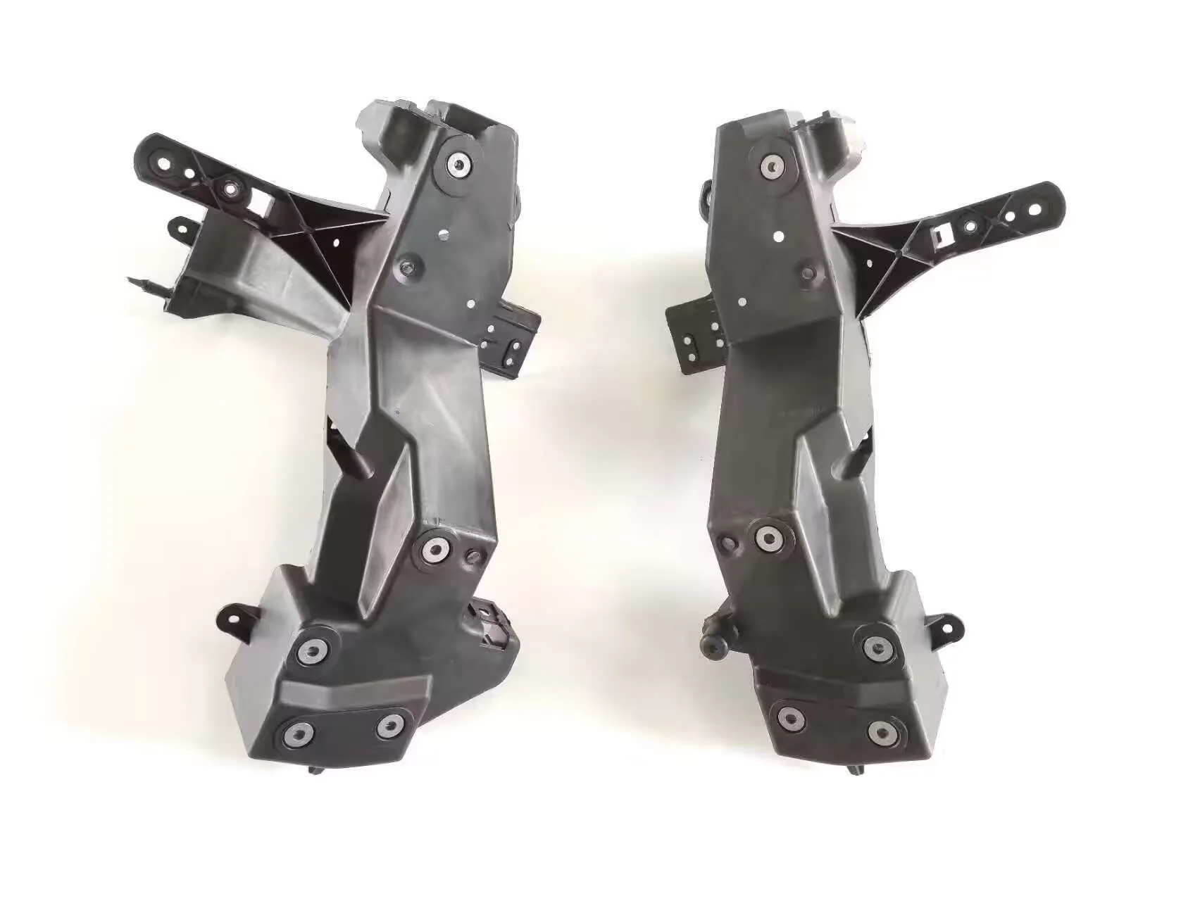 68100236AA 68100237AA 1/2Pcs Left/Right Radiator Support Bracket FOR Jeep Grand Cherokee Auto Replacement Accessories repair
68100236AA 68100237AA 1/2Pcs Left/Right Radiator Support Bracket FOR Jeep Grand Cherokee Auto Replacement Accessories repair