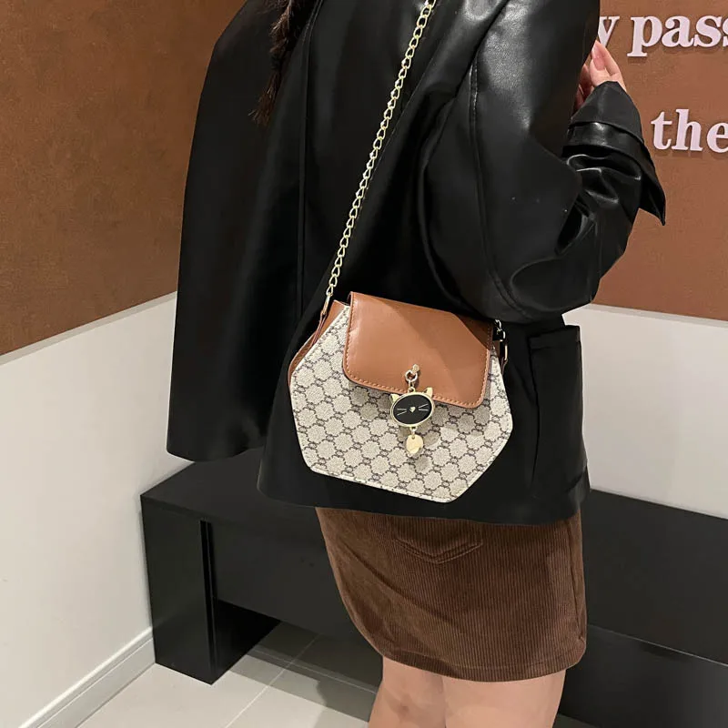 New Large Capacity Shoulder Bag for Women Fashion Canvas Tote Bag for College Students, Cute Crossbody Purse with
New Large Capacity Shoulder Bag for Women Fashion Canvas Tote Bag for College Students, Cute Crossbody Purse with