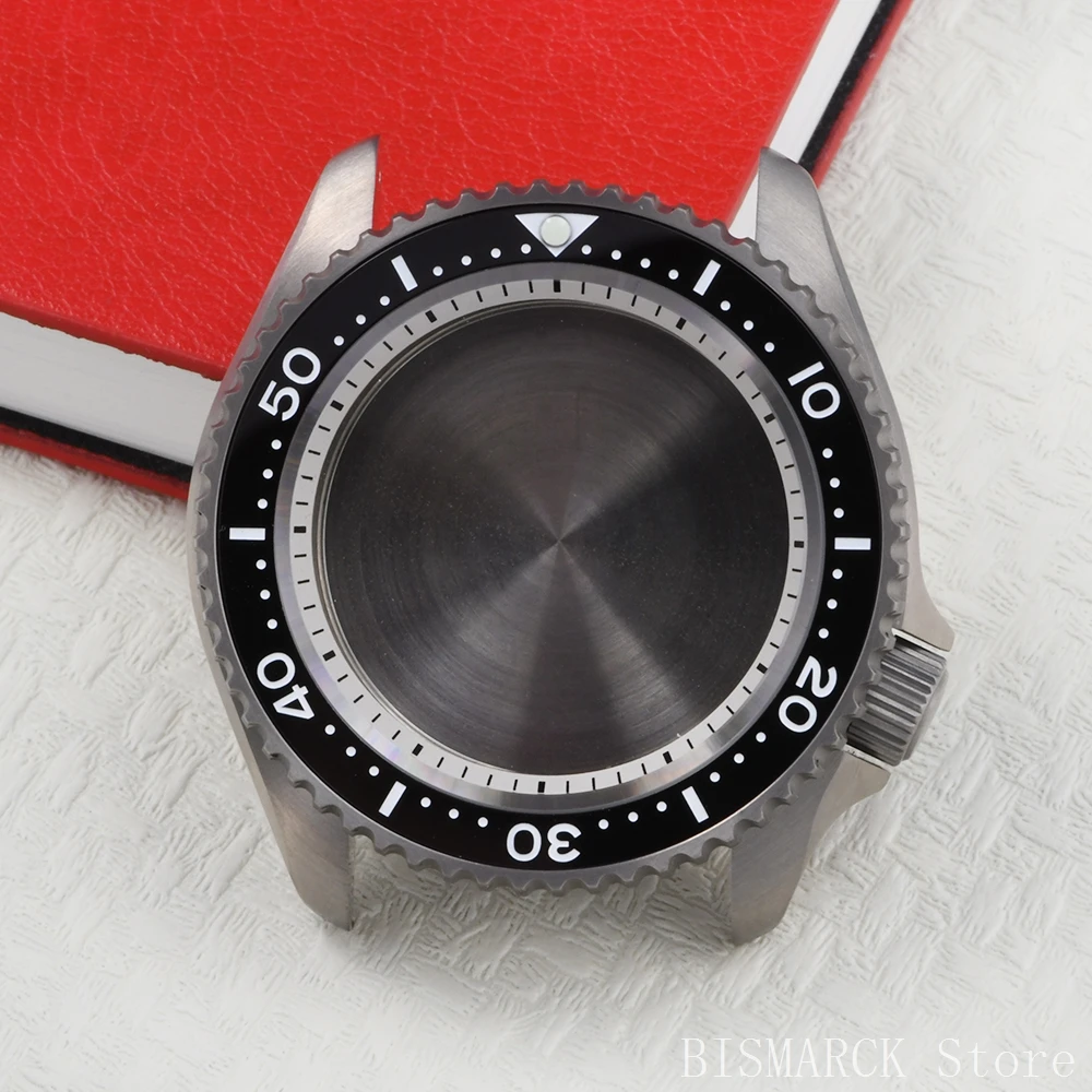 HEIMDALLR Titanium SKX007 Case Suitable for 3.8-point Crown NH35/36 Movement 20 Bar Waterproof 28.5MM Dial
HEIMDALLR Titanium SKX007 Case Suitable for 3.8-point Crown NH35/36 Movement 20 Bar Waterproof 28.5MM Dial