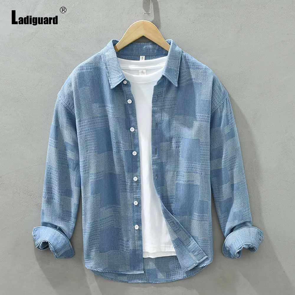 2023 Summer Casual Long Sleeves Patchwork Shirt Mens Fashion Pocket Design Tunic Blouse Korean Plaid Cotton Shirts Men Clothing
2023 Summer Casual Long Sleeves Patchwork Shirt Mens Fashion Pocket Design Tunic Blouse Korean Plaid Cotton Shirts Men Clothing