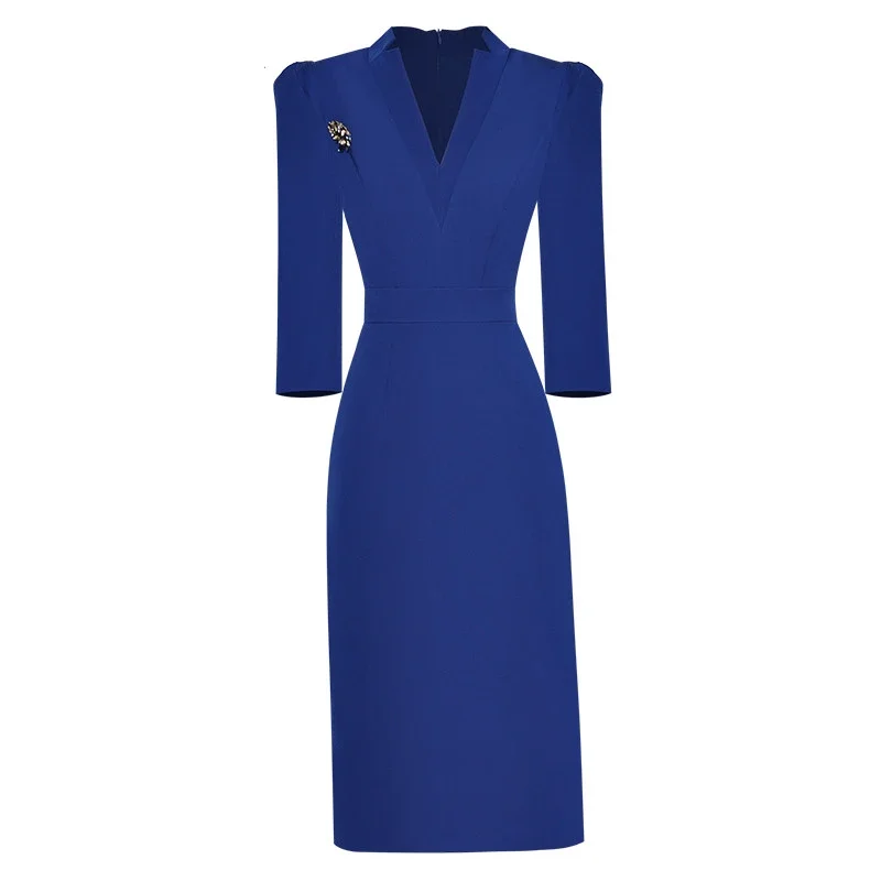 2023 New Fashion Runway Spring Women V-neck Collar 3/4 Sleeve Beading Slim Lady Office Blue Split Dresses
2023 New Fashion Runway Spring Women V-neck Collar 3/4 Sleeve Beading Slim Lady Office Blue Split Dresses