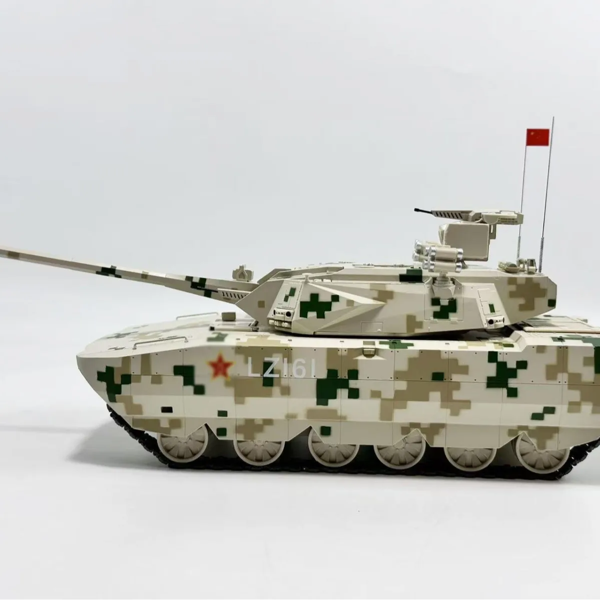 Die-cast 1:28 Scale ZTZ-100 Alloy Fourth Generation Tank Model Military Assemble Tank Vehicle For Boys Collection Static Display
Die-cast 1:28 Scale ZTZ-100 Alloy Fourth Generation Tank Model Military Assemble Tank Vehicle For Boys Collection Static Display