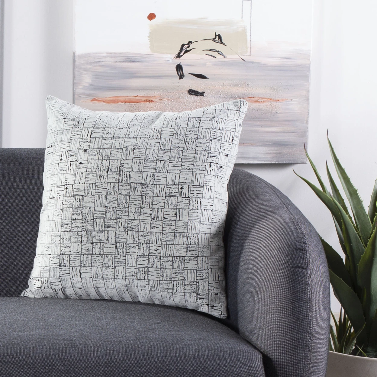 18 inch square checkered soft plush pillow for home decor
18 inch square checkered soft plush pillow for home decor
