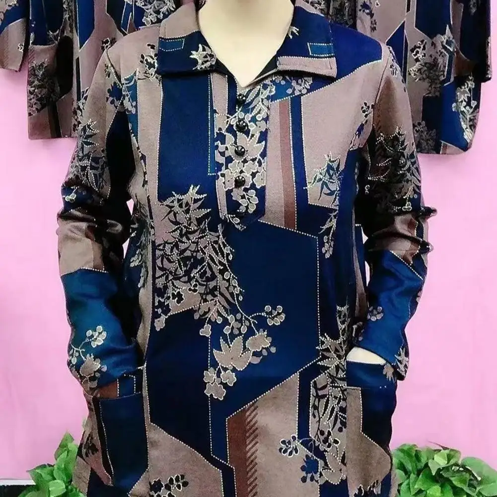 Long-sleeve Blouse Geometric Print Lapel Shirt with Pockets for Women Stylish Loose Fit Long Sleeve Top Retro Print for Body
Long-sleeve Blouse Geometric Print Lapel Shirt with Pockets for Women Stylish Loose Fit Long Sleeve Top Retro Print for Body