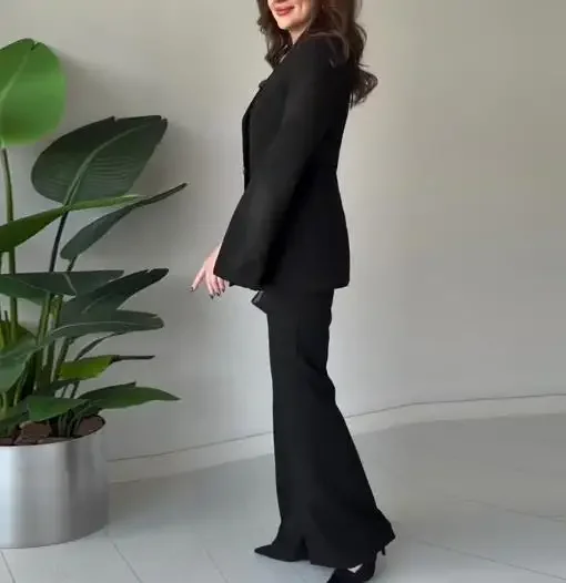 Winter New Women's Clothes Split Long Sleeve Slimming Black Top & Pants Set Temperament 2 Piece Sets Women Fashion Pants Outfits
Winter New Women's Clothes Split Long Sleeve Slimming Black Top & Pants Set Temperament 2 Piece Sets Women Fashion Pants Outfits